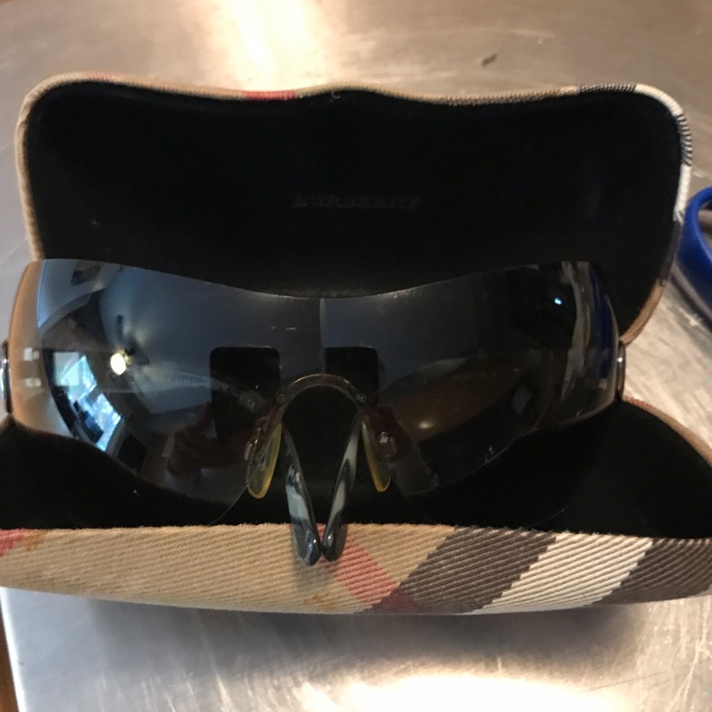 Burberry Sunglasses